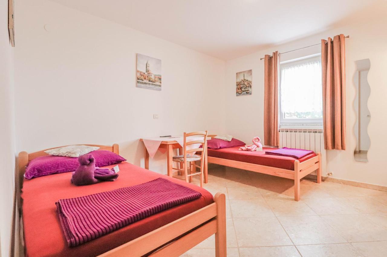 Pension Nina Umag Exterior photo