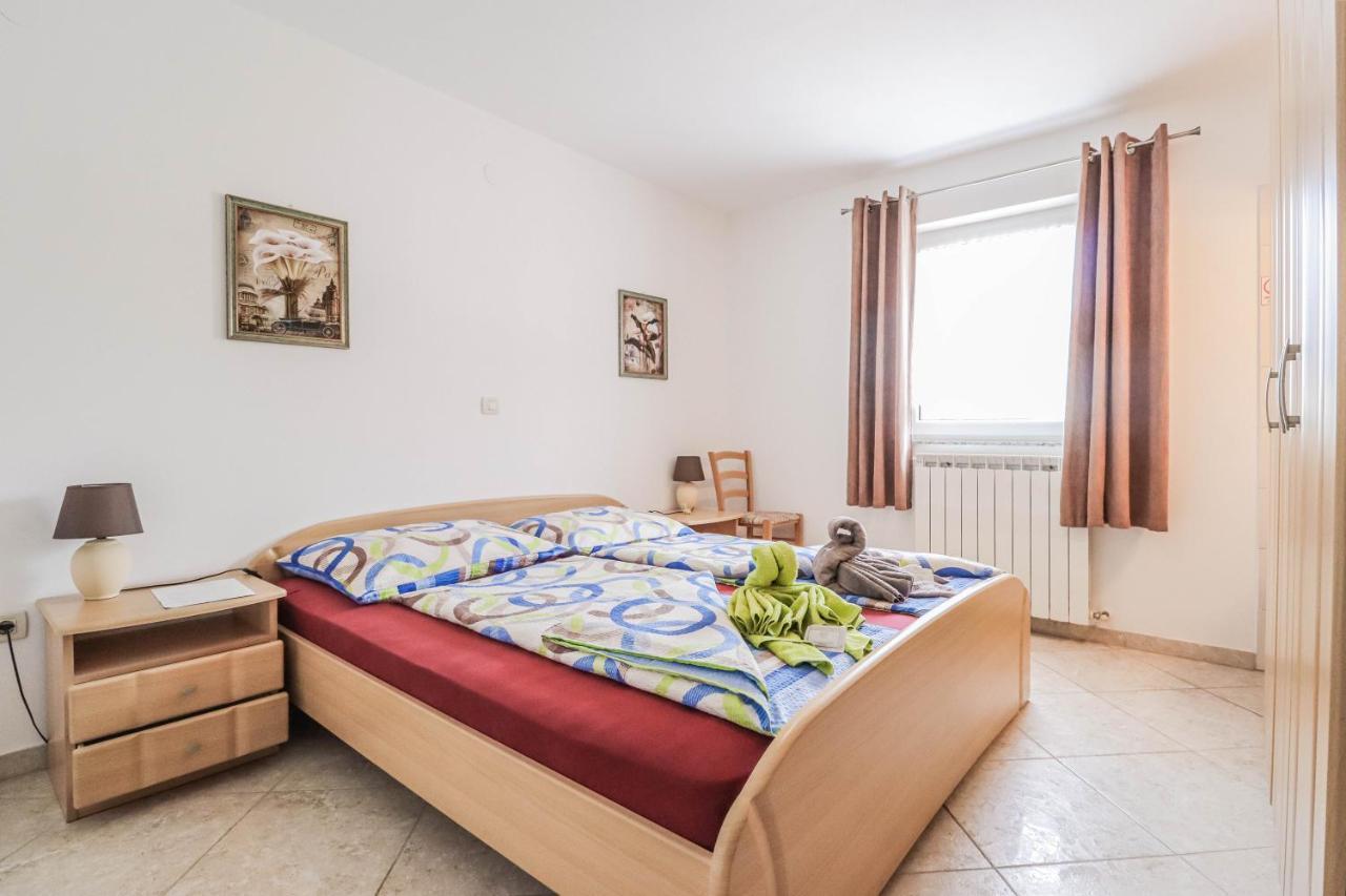 Pension Nina Umag Exterior photo