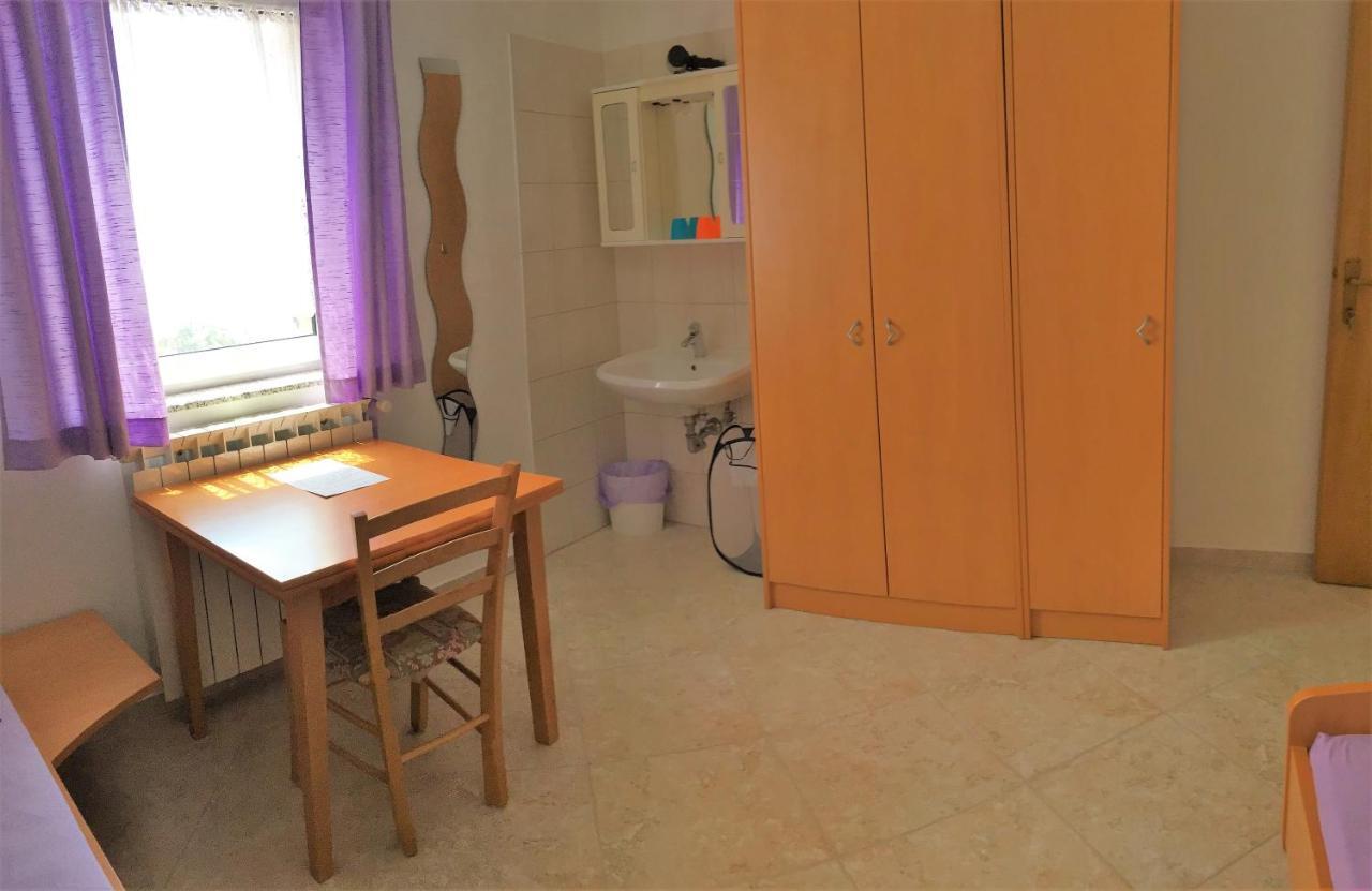 Pension Nina Umag Exterior photo