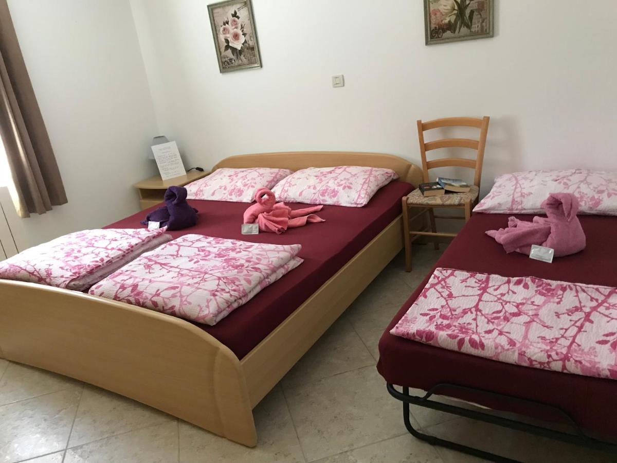 Pension Nina Umag Exterior photo